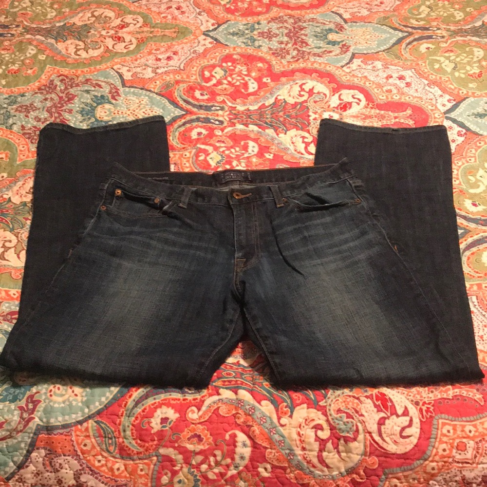 Men’s 367 Vintage Boot Cut Jeans